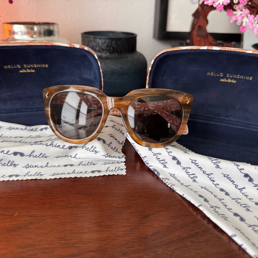 Stella & Dot Brown Sunglasses
